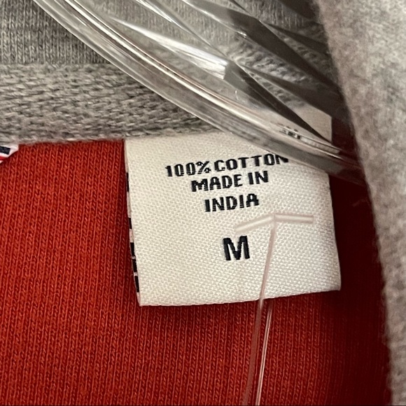 IZOD 1/4 Zip Pullover. NWT - Picture 4 of 9